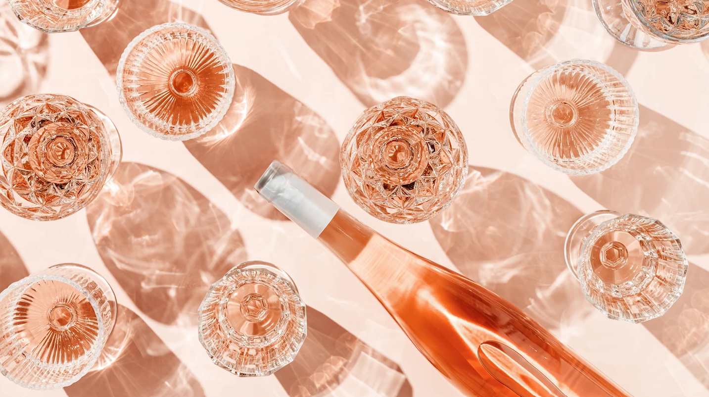 Spring calls for Rosé 🌸